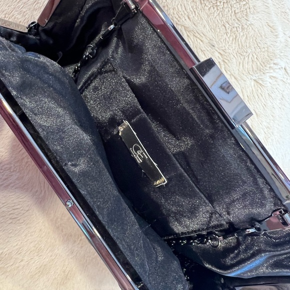 Black lace clutch - Picture 4 of 4